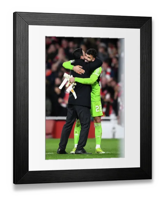 Framed Print : Arsenal FC v FC Porto: Round of 16 Second Leg - UEFA Champions League 2023 / 24