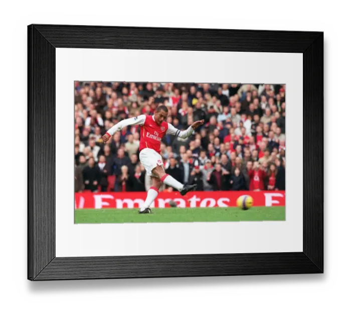 Framed Print : Gilberto scores his 1st and Arsenals 2nd goal from the penalty spot Framed Print : Gilberto scores his 1st and Arsenals 2nd goal from the penalty spot