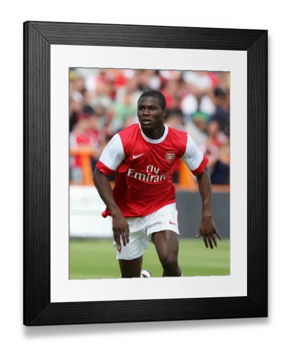 Framed Print : Arsenal's Emmanuel Frimpong Shines in 4-0 Pre-Season Victory over Barnet Framed Print : Arsenal's Emmanuel Frimpong Shines in 4-0 Pre-Season Victory over Barnet