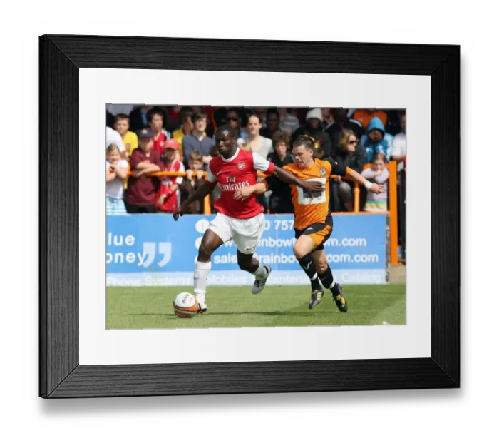 Framed Print : Emmanuel Frimpong (Arsenal) Danny Kelly (Barnet). Barnet 0: 4 Arsenal. Pre Season Friendly Framed Print : Emmanuel Frimpong (Arsenal) Danny Kelly (Barnet). Barnet 0: 4 Arsenal. Pre Season Friendly