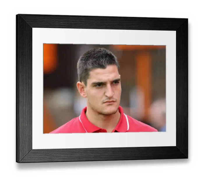 Framed Print : Arsenal's 4-0 Pre-Season Glory: Vito Mannone Shines Against Barnet (2010) Framed Print : Arsenal's 4-0 Pre-Season Glory: Vito Mannone Shines Against Barnet (2010)
