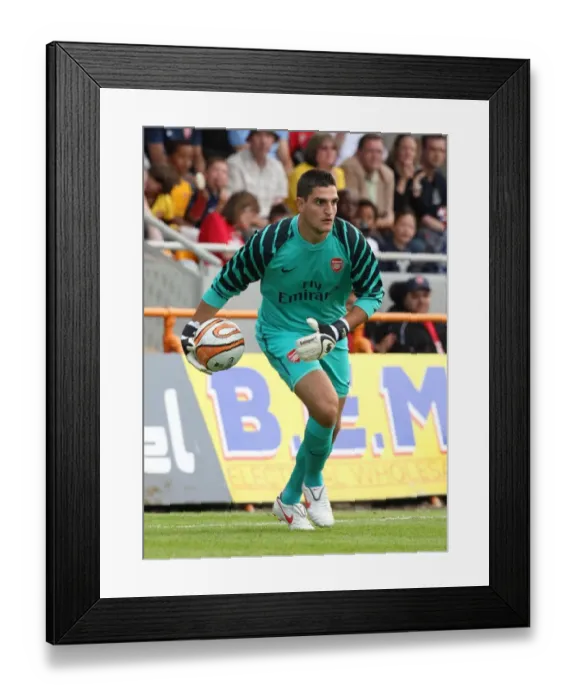 Framed Print : Vito Mannone's Shining Debut: Arsenal Crushes Barnet 4-0 in Pre-Season Friendly Framed Print : Vito Mannone's Shining Debut: Arsenal Crushes Barnet 4-0 in Pre-Season Friendly