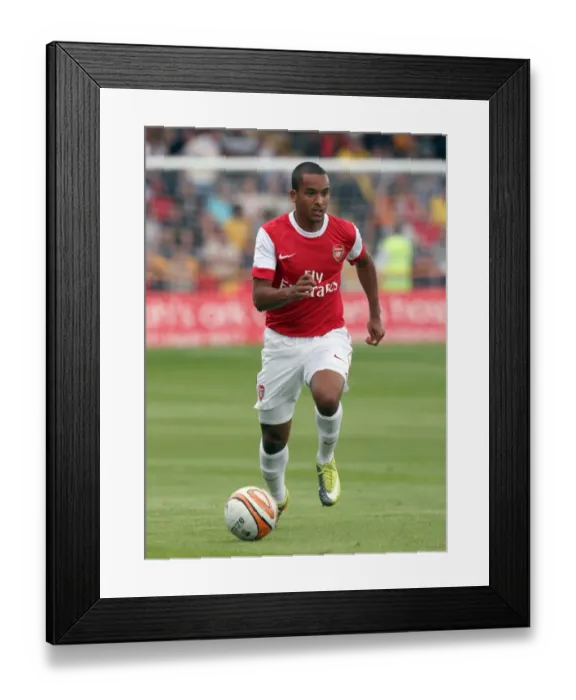 Framed Print : Theo Walcott's Standout Performance: Arsenal Dominates Barnet 4-0 in Pre-Season Friendly