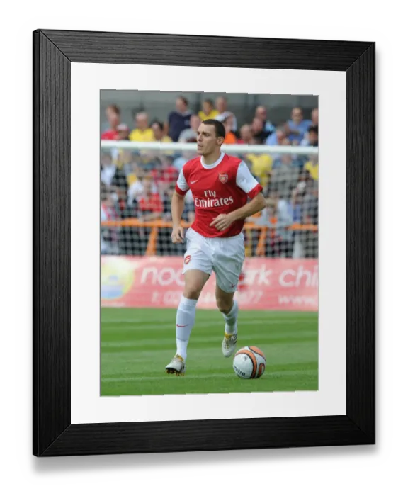 Framed Print : Thomas Vermaelen (Arsenal). Barnet 0: 4 Arsenal, Pre season friendly, Underhill Stadium Framed Print : Thomas Vermaelen (Arsenal). Barnet 0: 4 Arsenal, Pre season friendly, Underhill Stadium