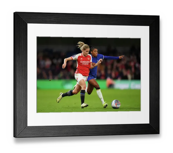 Framed Print : Chelsea FC v Arsenal FC - Barclays Women´s Super League Chelsea FC v Arsenal FC - Barclays Women´s Super League