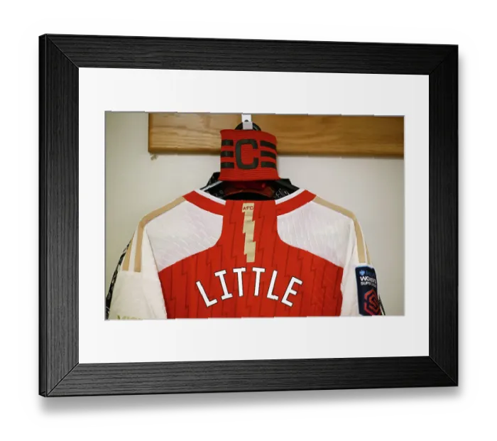Framed Print : Chelsea FC v Arsenal FC - Barclays Women´s Super League Chelsea FC v Arsenal FC - Barclays Women´s Super League
