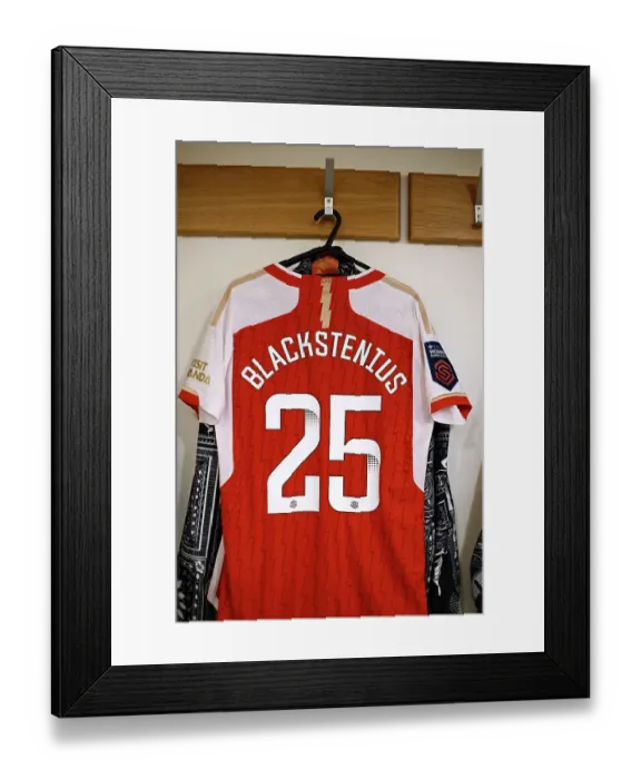 Framed Print : Chelsea FC v Arsenal FC - Barclays Women´s Super League Chelsea FC v Arsenal FC - Barclays Women´s Super League Framed Print : Chelsea FC v Arsenal FC - Barclays Women´s Super League Chelsea FC v Arsenal FC - Barclays Women´s Super League