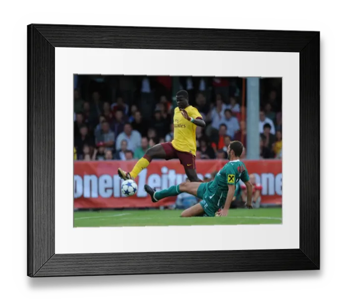 Framed Print : Emmanuel Eboue (Arsenal) Bagoly (Neusiedl). SC Neusiedl 0: 4 Arsenal, Sportzentrum Neusiedl Framed Print : Emmanuel Eboue (Arsenal) Bagoly (Neusiedl). SC Neusiedl 0: 4 Arsenal, Sportzentrum Neusiedl