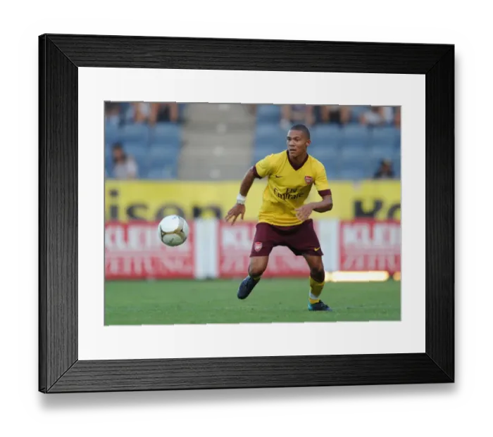 Framed Print : Kieran Gibbs Star Performance: Arsenal Crush Sturm Graz 4-0 Framed Print : Kieran Gibbs Star Performance: Arsenal Crush Sturm Graz 4-0