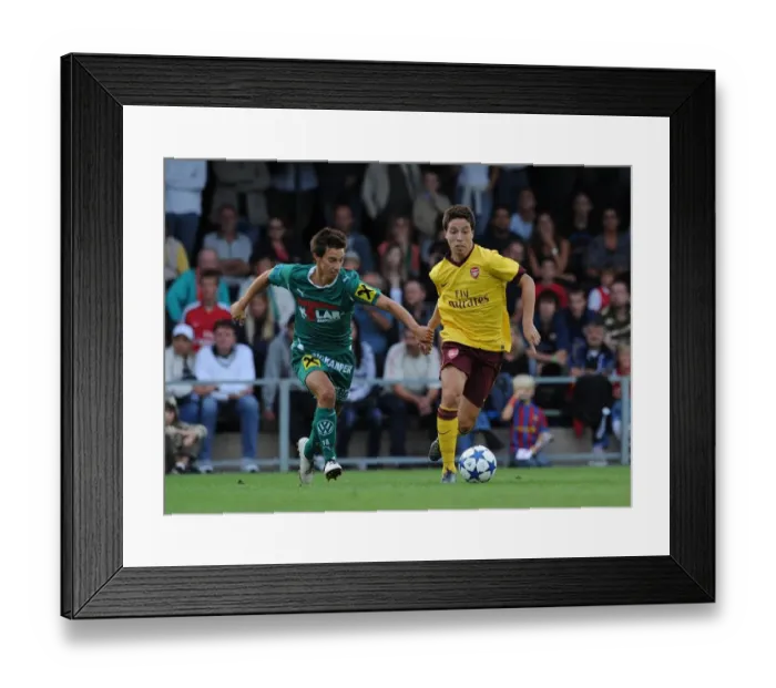 Framed Print : Samir Nasri (Arsenal) Linshalm (Neusiedl). SC Neusiedl 0: 4 Arsenal, Sportzentrum Neusiedl