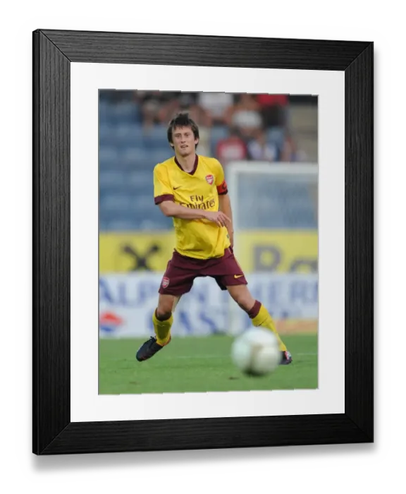 Framed Print : Tomas Rosicky (Arsenal). Sturm Graz 0: 4 Arsenal, Graz, Austria, 21  /  7  /  2010