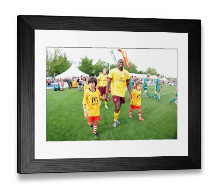 Framed Print : Jay Emmauel Thomas (Arsenal). SC Neusiedl 0: 4 Arsenal, Sportzentrum Neusiedl