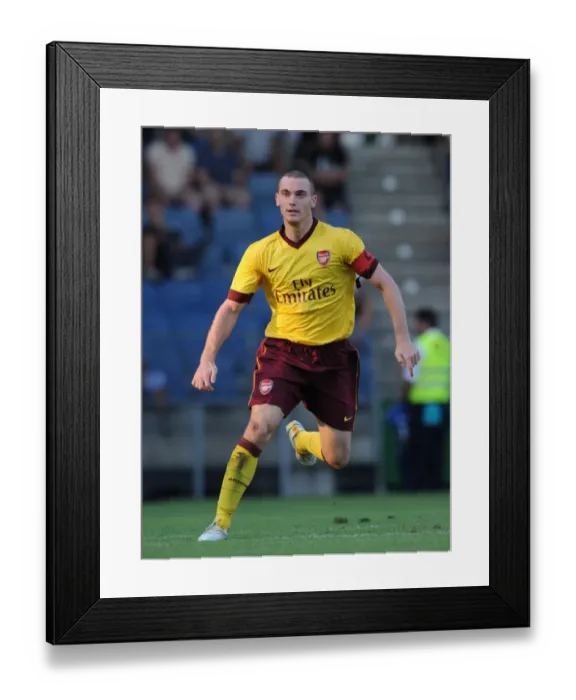 Framed Print : Thomas Vermaelen's Unforgettable Debut: Arsenal's 4-0 Victory Over Sturm Graz, Austria 2010