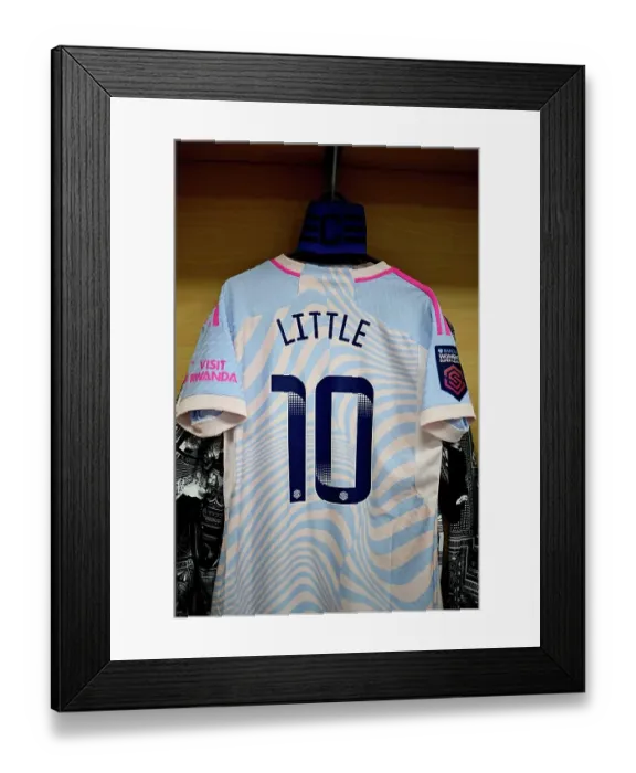 Framed Print : Aston Villa v Arsenal FC - Barclays Women's Super League