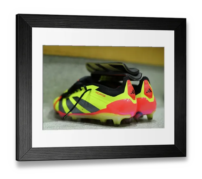Framed Print : Aston Villa v Arsenal FC - Barclays Women's Super League