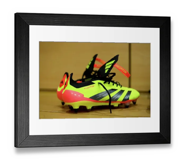 Framed Print : Aston Villa v Arsenal FC - Barclays Women's Super League