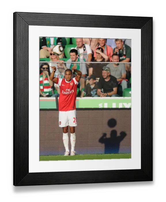 Framed Print : Gael Clichy (Arsenal). Legia Warsaw 5: 6 Arsenal, Wojska Polskiego, Warsaw Framed Print : Gael Clichy (Arsenal). Legia Warsaw 5: 6 Arsenal, Wojska Polskiego, Warsaw