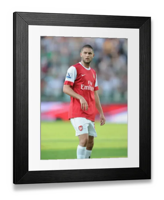 Framed Print : Henri Lansbury (Arsenal). Legia Warsaw 5: 6 Arsenal, Wojska Polskiego, Warsaw Framed Print : Henri Lansbury (Arsenal). Legia Warsaw 5: 6 Arsenal, Wojska Polskiego, Warsaw