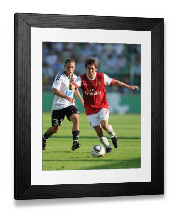 Framed Print : Tomas Rosicky (Arsenal) Maciej Rybus (Leiga). Legia Warsaw 5: 6 Arsenal Framed Print : Tomas Rosicky (Arsenal) Maciej Rybus (Leiga). Legia Warsaw 5: 6 Arsenal