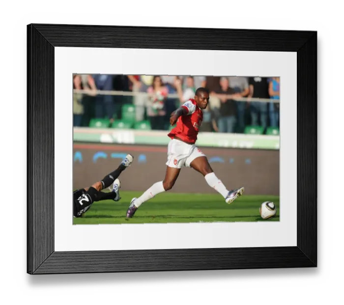 Framed Print : Jay Emmanuel Thomas Scores Fifth Goal Against Legia Warsaw, Arsenal's Comeback Victory