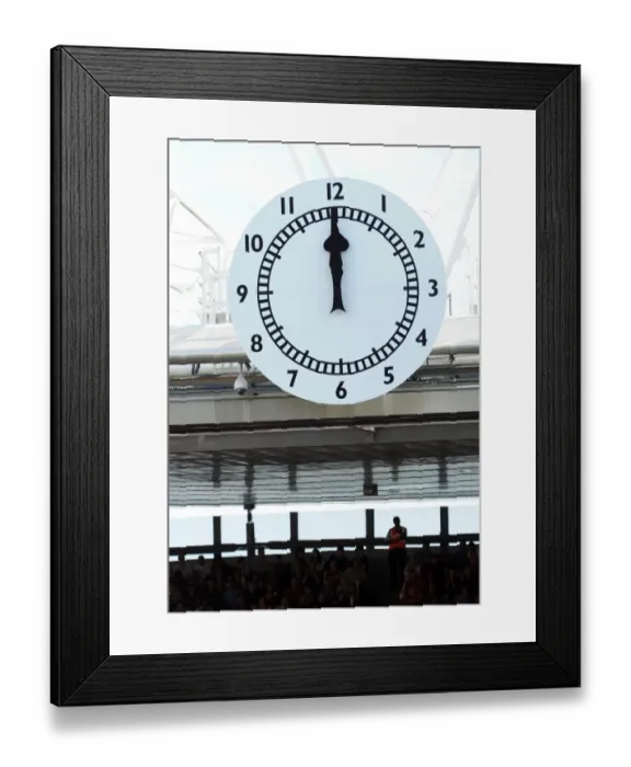 Framed Print : Arsenal vs AC Milan: The Clash at Emirates Cup, 1-1 Stalemate (July 31, 2010)