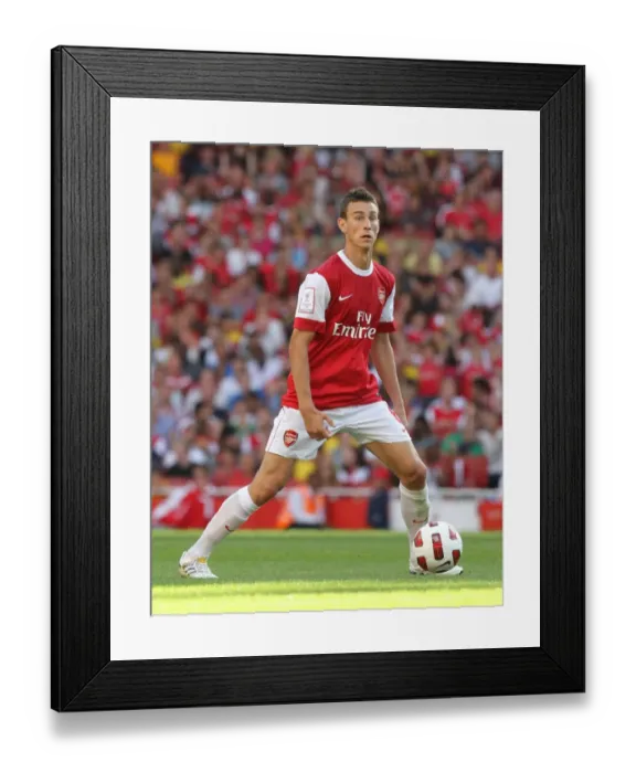 Framed Print : Laurent Koscielny (Arsenal). Arsenal 1: 1 AC Milan. Emirates Cup Pre Season