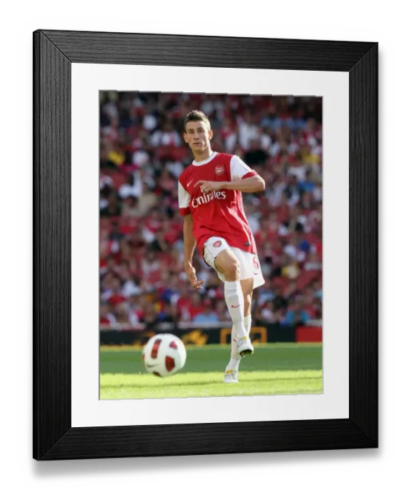 Framed Print : Arsenal's Laurent Koscielny vs AC Milan at Emirates Cup 2010: A 1-1 Battle Framed Print : Arsenal's Laurent Koscielny vs AC Milan at Emirates Cup 2010: A 1-1 Battle