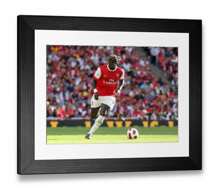 Framed Print : Bacary Sagna (Arsenal). Arsenal 1: 1 AC Milan. Emirates Cup Pre Season. Emirates Stadium