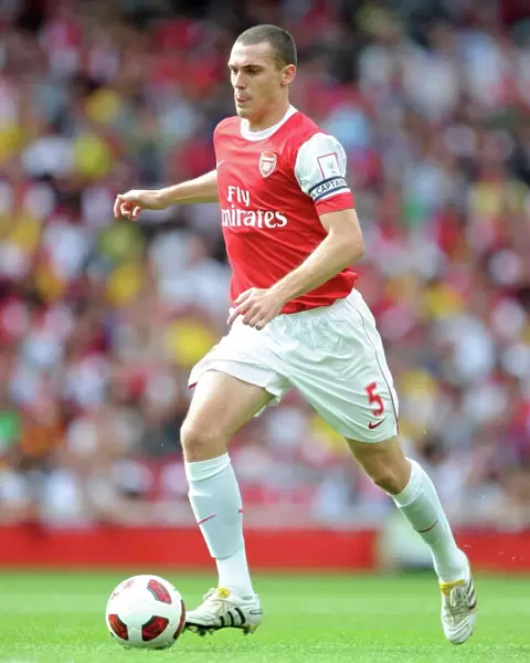Thomas Vermaelen (Arsenal). Arsenal 1: 1 AC Milan. Emirates Cup, pre season