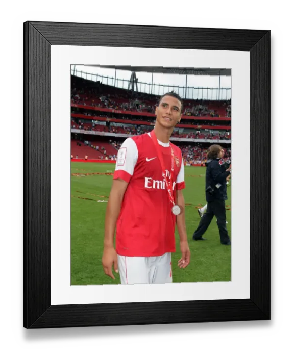 Framed Print : Marouane Chamakh's Winning Goal: Arsenal 3-2 Celtic, Emirates Cup Pre-Season 2010 Framed Print : Marouane Chamakh's Winning Goal: Arsenal 3-2 Celtic, Emirates Cup Pre-Season 2010