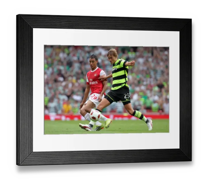 Framed Print : Marouane Chamakh (Arsenal) Thomas Rogne (Celtic). Arsenal 3: 2 Celtic. Emirates Cup Pre Season Framed Print : Marouane Chamakh (Arsenal) Thomas Rogne (Celtic). Arsenal 3: 2 Celtic. Emirates Cup Pre Season