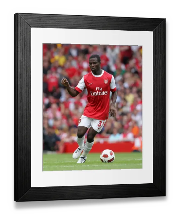Framed Print : Arsenal's Emmanuel Frimpong Scores in 3-2 Victory over Celtic at Emirates Cup Pre-Season