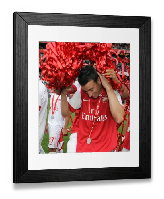Framed Print : Laurent Koscielny (Arsenal). Arsenal 3: 2 Celtic. Emirates Cup Pre Season Framed Print : Laurent Koscielny (Arsenal). Arsenal 3: 2 Celtic. Emirates Cup Pre Season