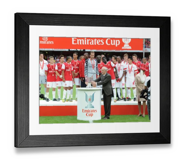 Framed Print : Emirates trophy. Arsenal 3: 2 Celtic. Emirates Cup, pre season. Emirates Stadium, 1 / 8 / 10 Framed Print : Emirates trophy. Arsenal 3: 2 Celtic. Emirates Cup, pre season. Emirates Stadium, 1 / 8 / 10