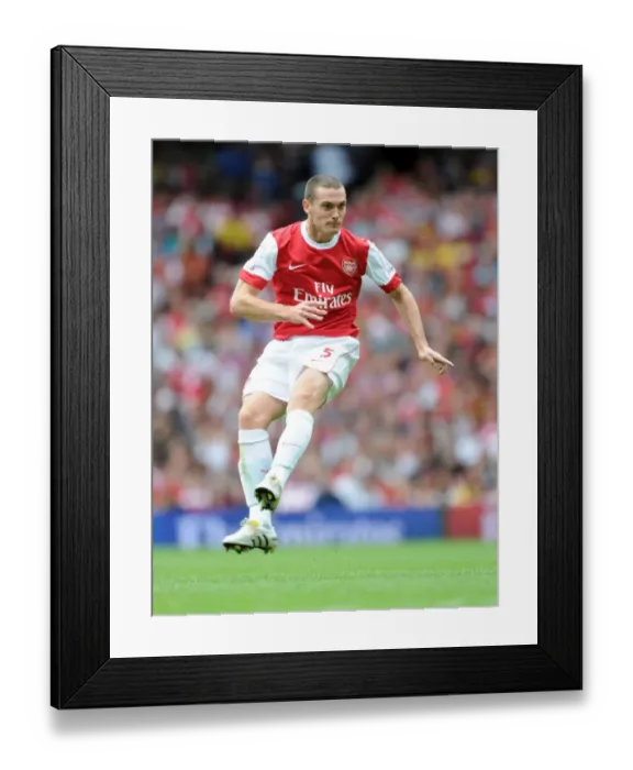 Framed Print : Thomas Vermaelen's Leadership: Arsenal's Comeback Win over Celtic (3-2) at the Emirates Cup Framed Print : Thomas Vermaelen's Leadership: Arsenal's Comeback Win over Celtic (3-2) at the Emirates Cup