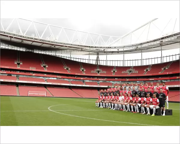 Arsenal 1st Team: United at Emirates - 2010-11 Squad Photocall and Membersday