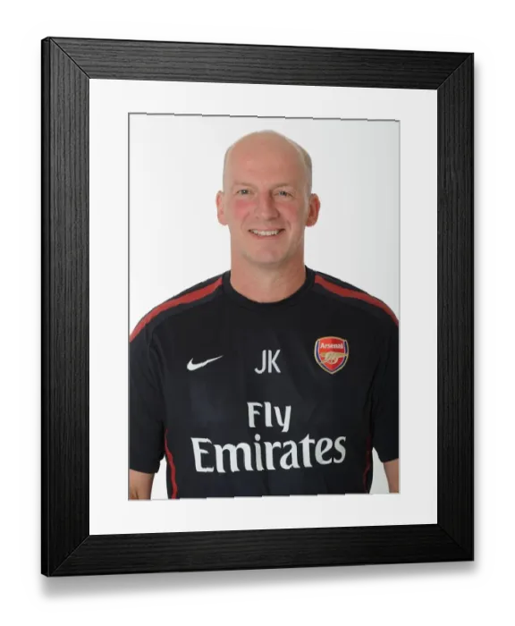 Framed Print : John Kelly (Arsenal Masseur). Arsenal 1st Team Photocall and Membersday Framed Print : John Kelly (Arsenal Masseur). Arsenal 1st Team Photocall and Membersday