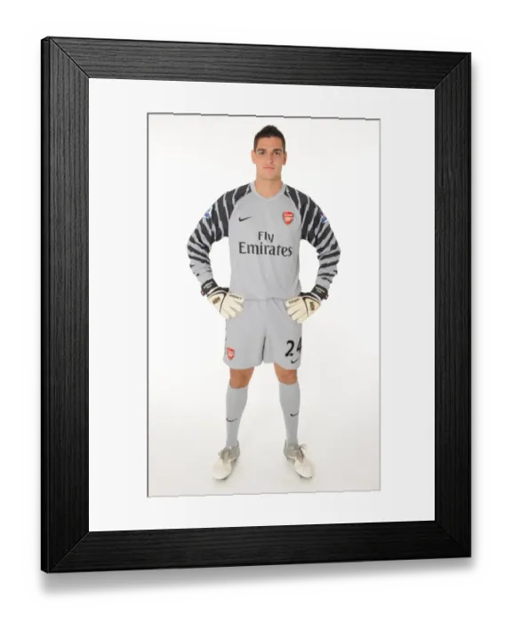 Framed Print : Vito Mannone (Arsenal). Arsenal 1st Team Photocall and Membersday. Emirates Stadium Framed Print : Vito Mannone (Arsenal). Arsenal 1st Team Photocall and Membersday. Emirates Stadium