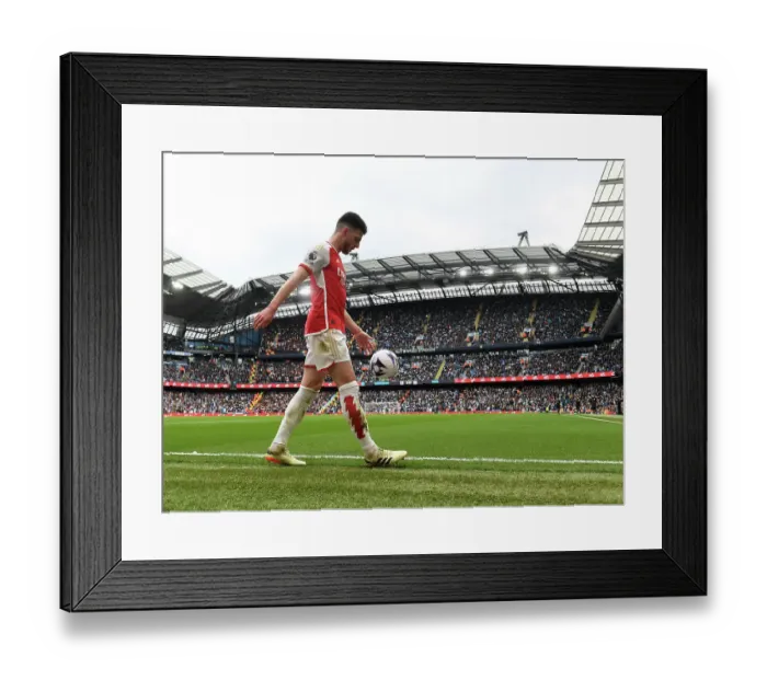 Framed Print : Manchester City v Arsenal FC - Premier League