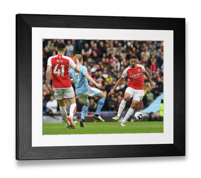 Framed Print : Manchester City v Arsenal FC - Premier League Framed Print : Manchester City v Arsenal FC - Premier League