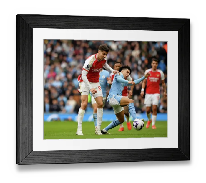 Framed Print : Manchester City v Arsenal FC - Premier League