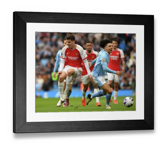 Framed Print : Manchester City v Arsenal FC - Premier League Framed Print : Manchester City v Arsenal FC - Premier League