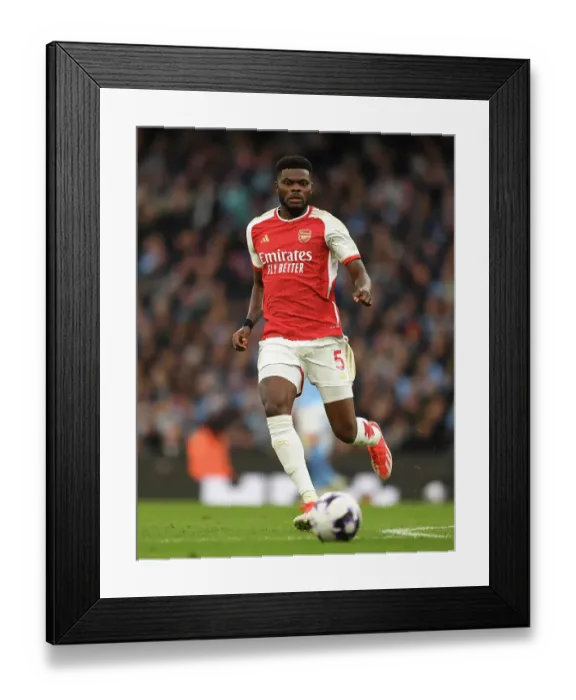 Framed Print : Manchester City v Arsenal FC - Premier League Framed Print : Manchester City v Arsenal FC - Premier League