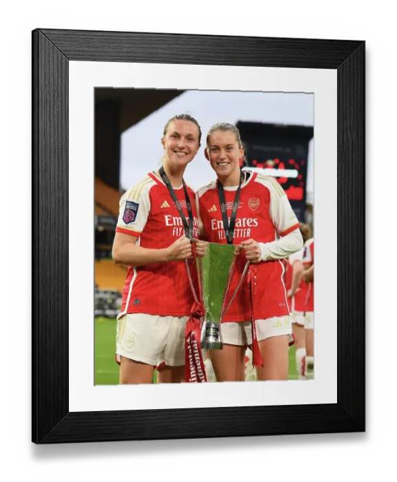 Framed Print : Arsenal v Chelsea - FA Women's Continental Tyres League Cup Final