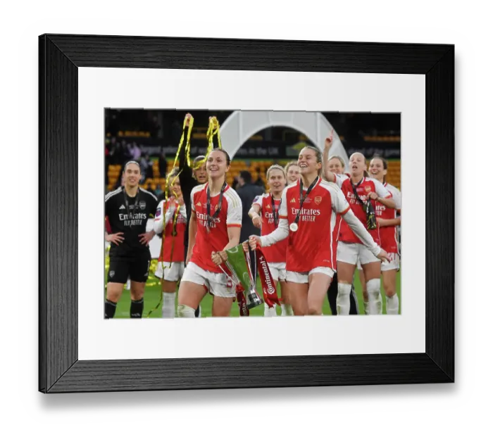 Framed Print : Arsenal v Chelsea - FA Women's Continental Tyres League Cup Final