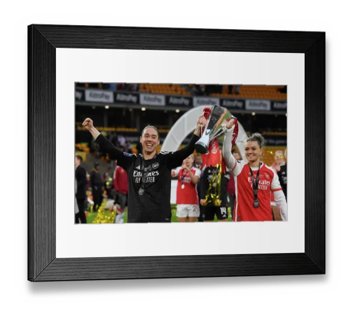 Framed Print : Arsenal v Chelsea - FA Women's Continental Tyres League Cup Final