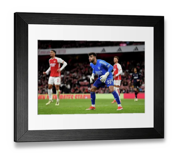 Framed Print : Arsenal FC v Luton Town - Premier League