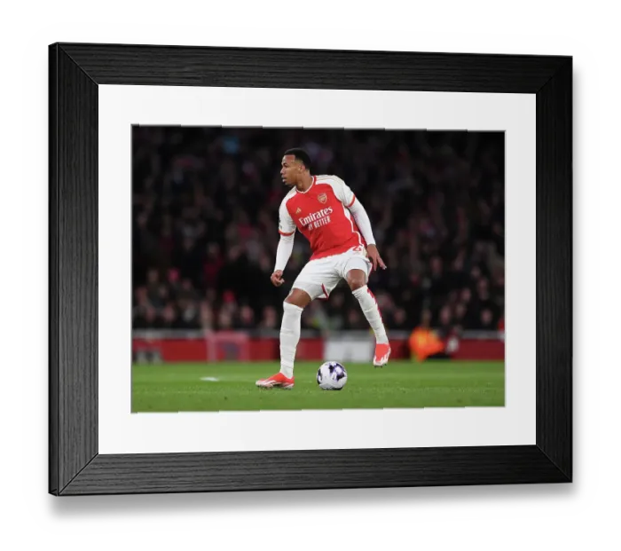 Framed Print : Arsenal FC v Luton Town - Premier League