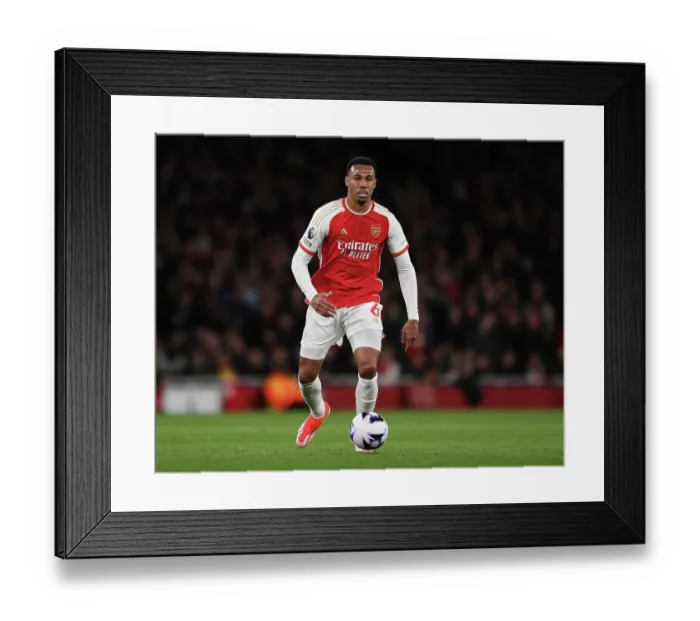 Framed Print : Arsenal FC v Luton Town - Premier League