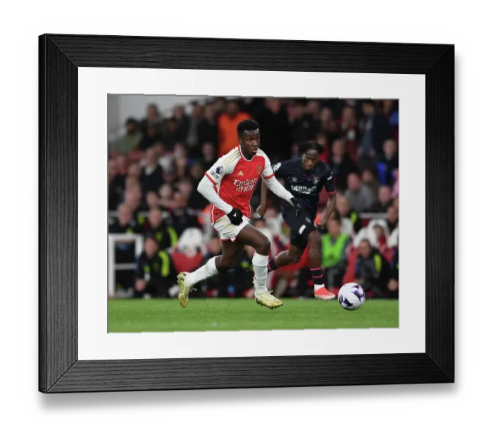 Framed Print : Arsenal FC v Luton Town - Premier League